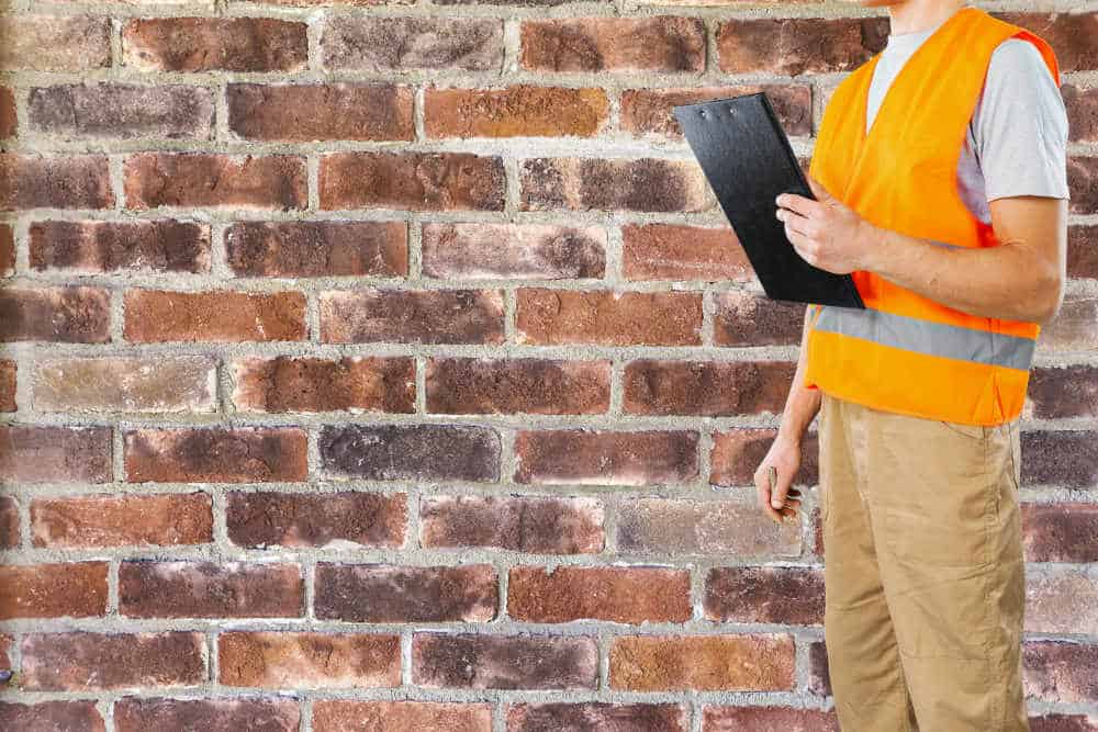 Can I Get a Surveyor to Fight My Corner—And Who Pays for That Swindon?