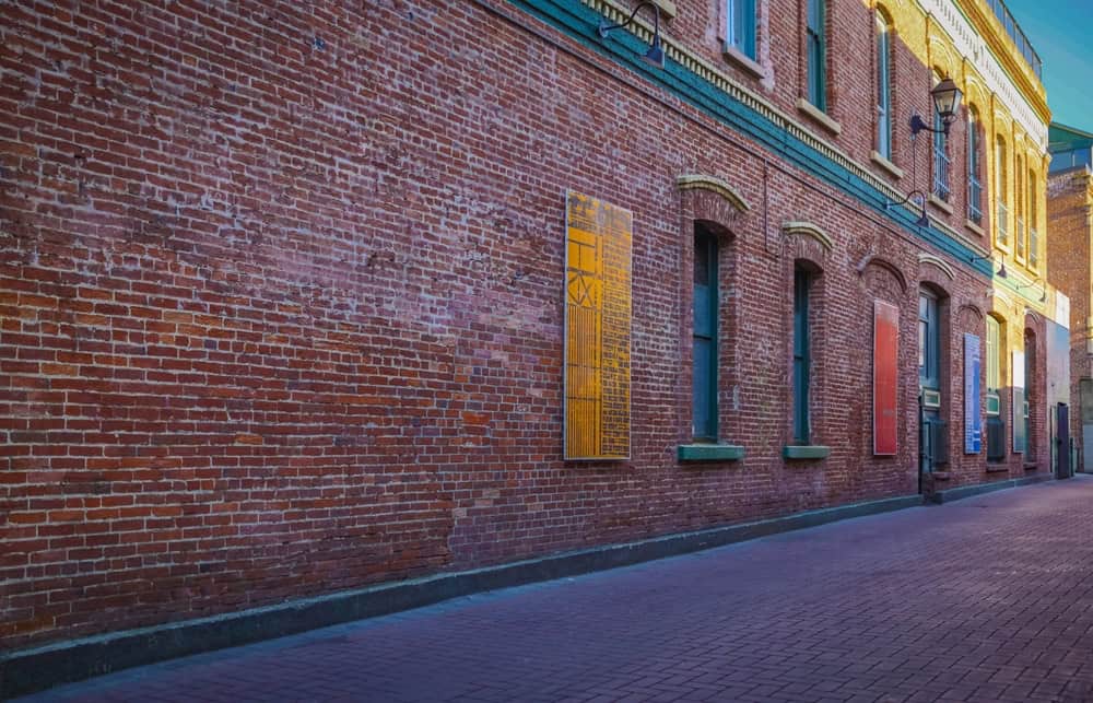 Common types of construction that require notice under the Party Wall Act Swindon